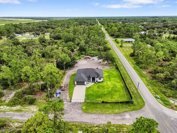 7691 23rd PL, Labelle, FL 33935