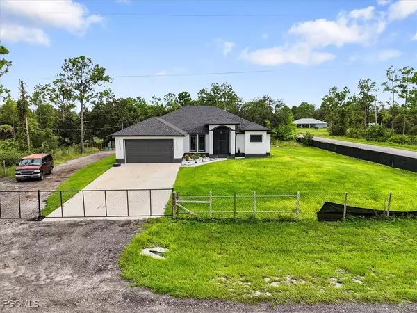 7691 23rd PL, Labelle, FL 33935