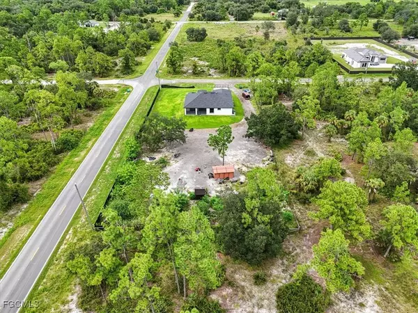 7691 23rd PL, Labelle, FL 33935