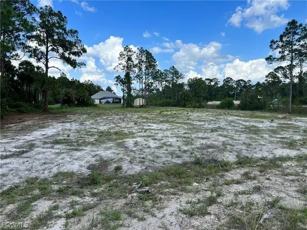 1200 Scott AVE, Lehigh Acres, FL 33972