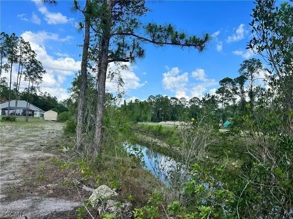 1200 Scott AVE, Lehigh Acres, FL 33972