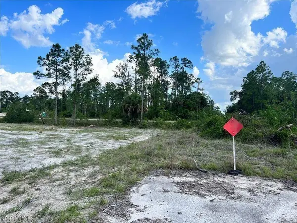 1200 Scott AVE, Lehigh Acres, FL 33972