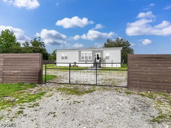 375 N Estribo ST, Clewiston, FL 33440