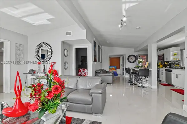 3538 SW 87th Ct, Miami, FL 33165