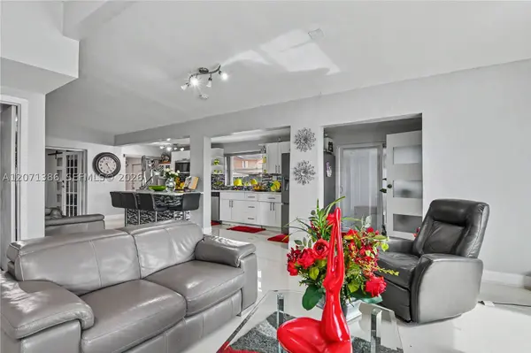 3538 SW 87th Ct, Miami, FL 33165