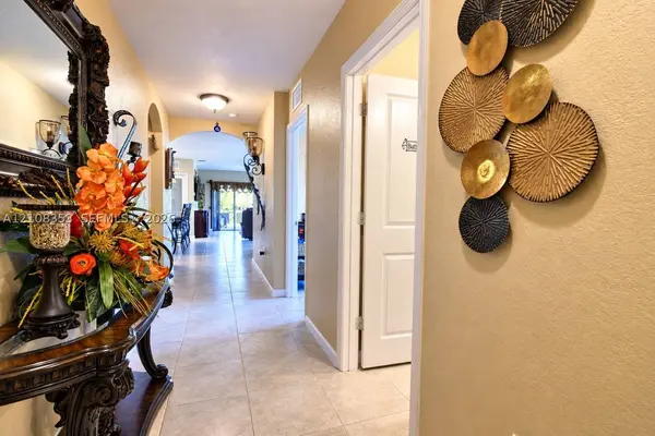 12190 SW 250th Ter, Homestead, FL 33032