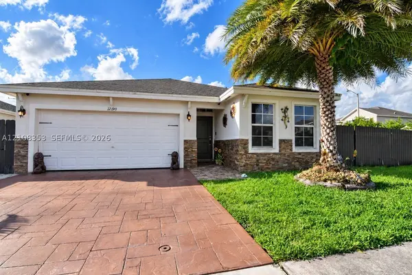 12190 SW 250th Ter, Homestead, FL 33032