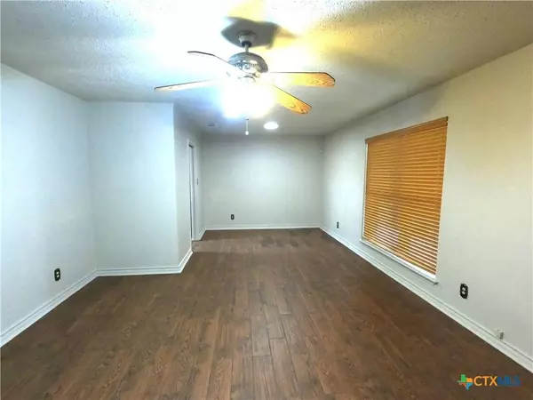 1202 Tanglewood CT, Harker Heights, TX 76548