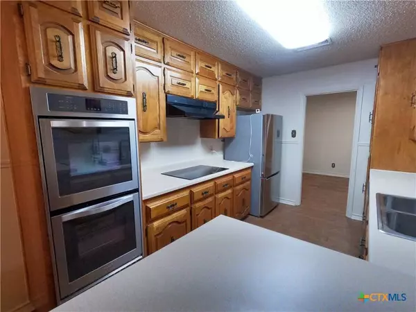 1202 Tanglewood CT, Harker Heights, TX 76548