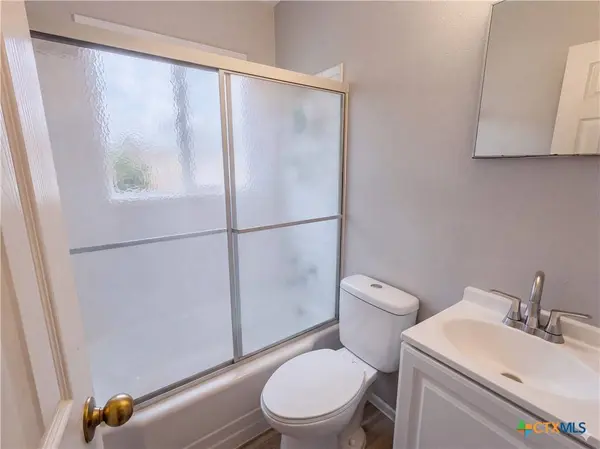 810 Attas AVE, Killeen, TX 76541