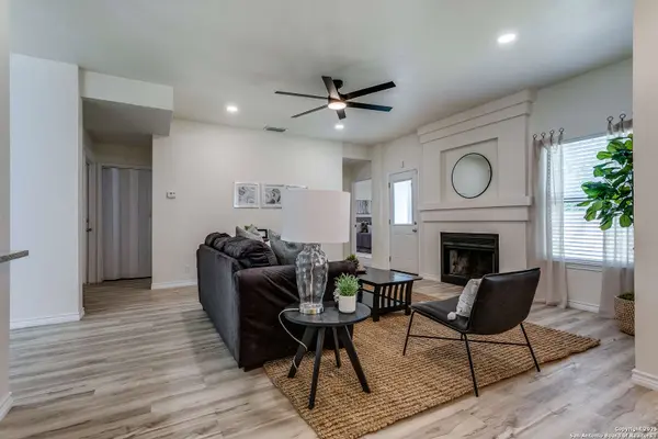 5938 LARKMEADOW DR, San Antonio, TX 78233