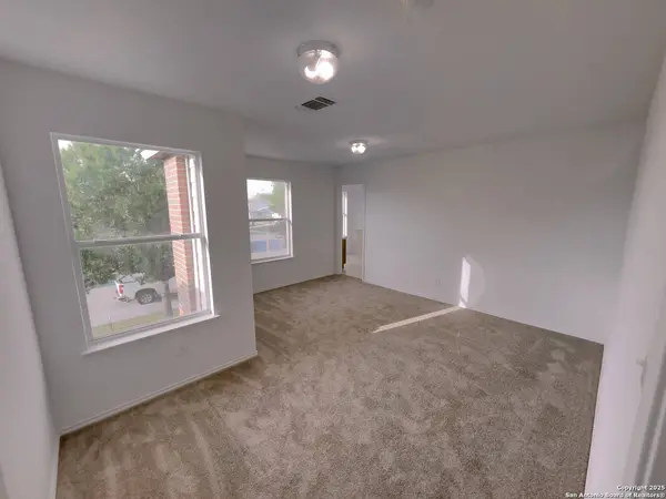 8438 Adams Hill Dr., San Antonio, TX 78227