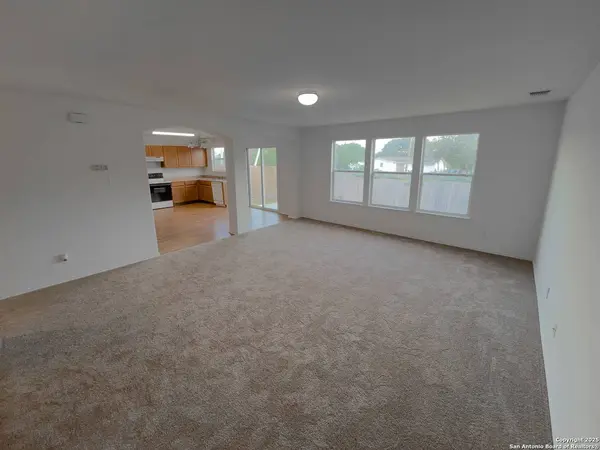 8438 Adams Hill Dr., San Antonio, TX 78227