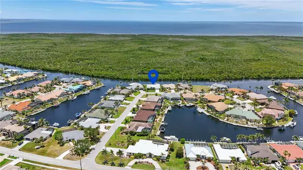 3936 CROOKED ISLAND DR, Punta Gorda, FL 33950