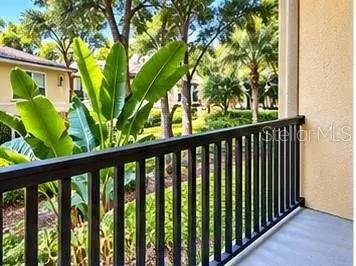 10105 COURTNEY PALMS BLVD #202, Tampa, FL 33619
