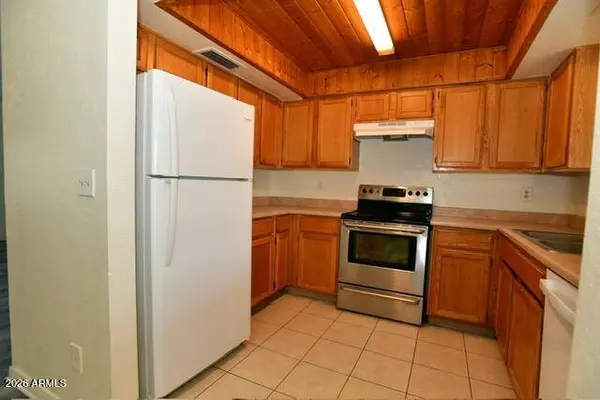 1943 E SOUTH MOUNTAIN Avenue, Phoenix, AZ 85042