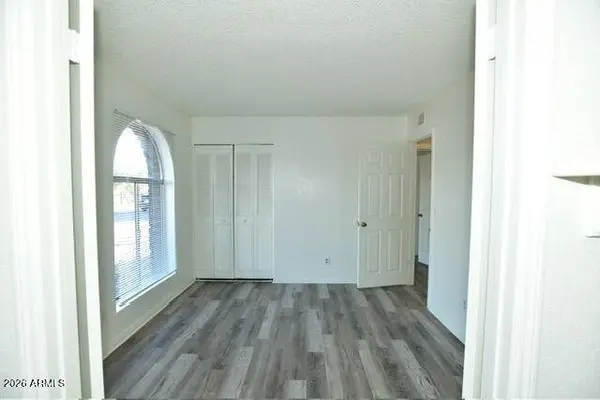 1943 E SOUTH MOUNTAIN Avenue, Phoenix, AZ 85042