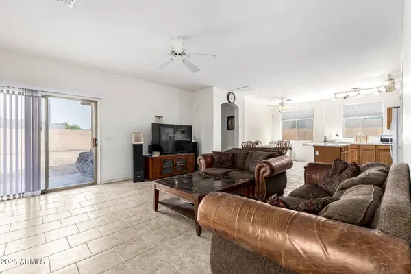 3720 W GLASS Lane, Phoenix, AZ 85041