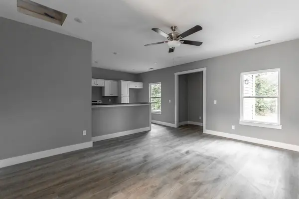 4718 Metro Park LN, Hixson, TN 37343