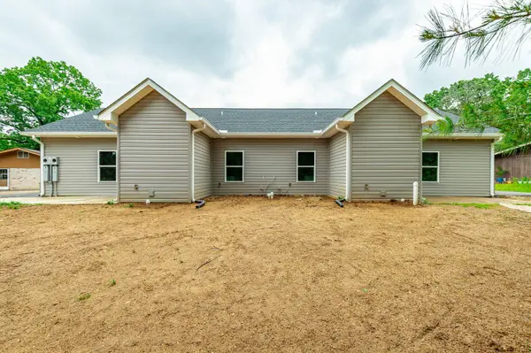 4718 Metro Park LN, Hixson, TN 37343