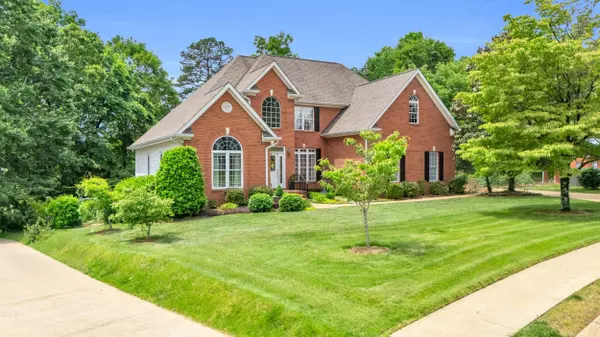 1028 Ivy Manor CT, Hixson, TN 37343