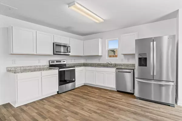 104 Middleton CT, Chatsworth, GA 30705