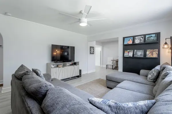 105 Lake TER, Rossville, GA 30741