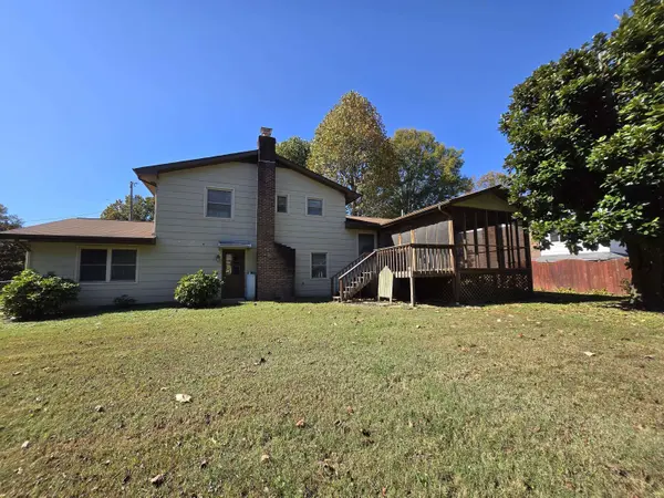 8155 Richland DR, Hixson, TN 37343