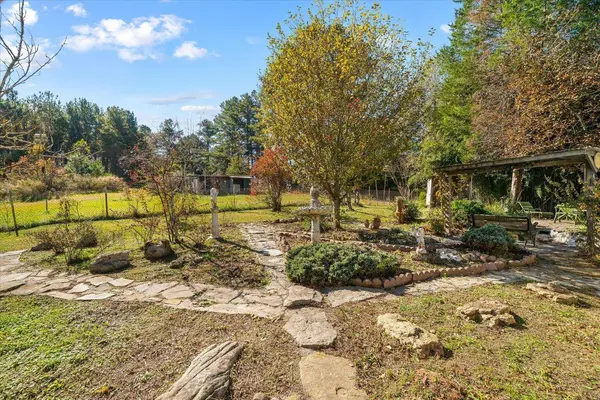 501 Garretts Chapel RD, Chickamauga, GA 30707