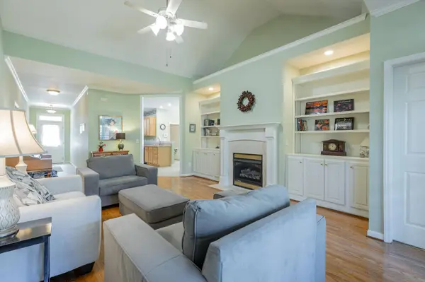 6239 Amber Brook DR, Hixson, TN 37343