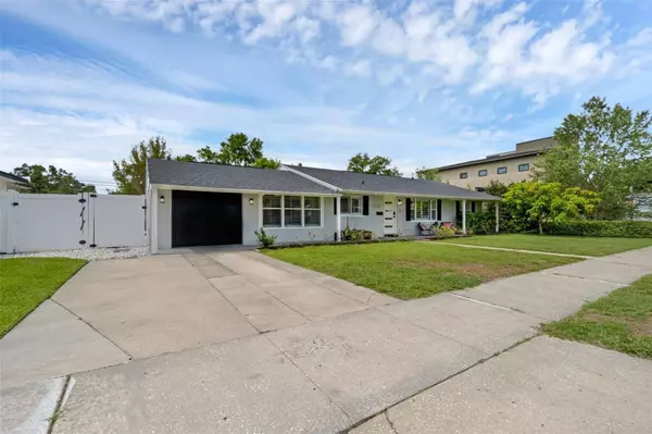 1328 VASSAR ST, Orlando, FL 32804