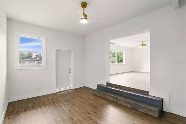 2013 PINEWAY DR, Orlando, FL 32839