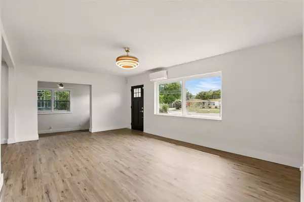 2013 PINEWAY DR, Orlando, FL 32839