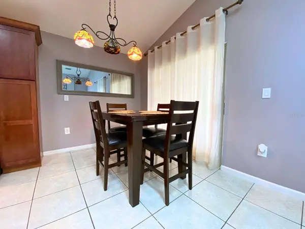 2953 AUTUMN RUN PL, Orlando, FL 32822
