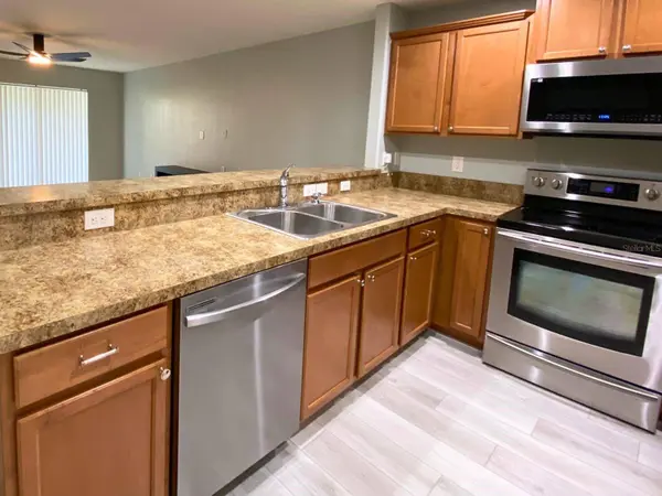 405 CARINA CIR, Sanford, FL 32773