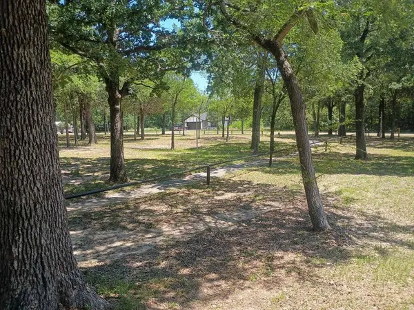 109 Geronimo, Mabank, TX 75156
