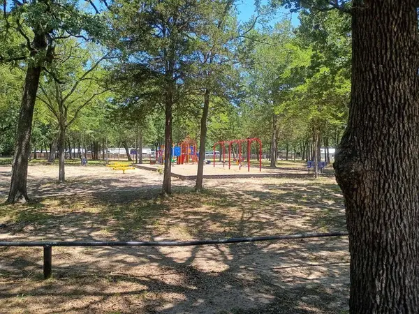 109 Geronimo, Mabank, TX 75156