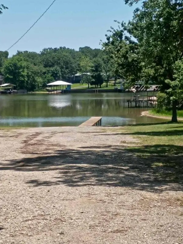 110 Lake Creek, Mabank, TX 75156