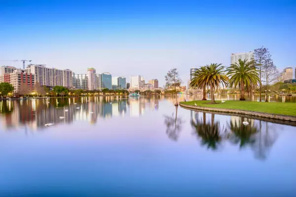 Kissimmee vs Orlando Home Prices in 2025 | Where Smart Buyers Get More