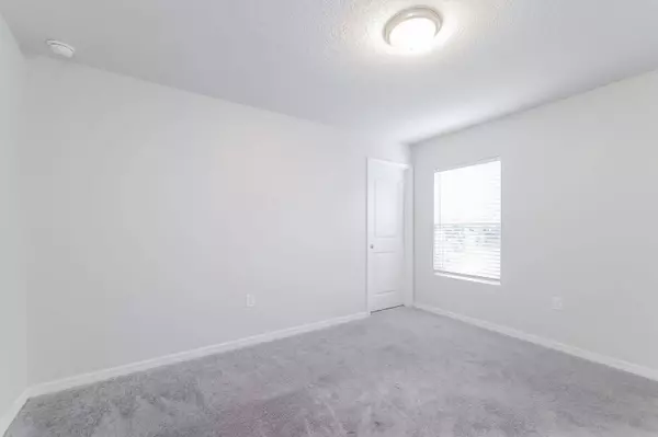 1409 Sarasota Dr, Kissimmee, FL 34759-4620