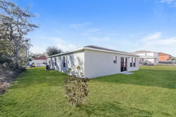 1409 Sarasota Dr, Kissimmee, FL 34759-4620