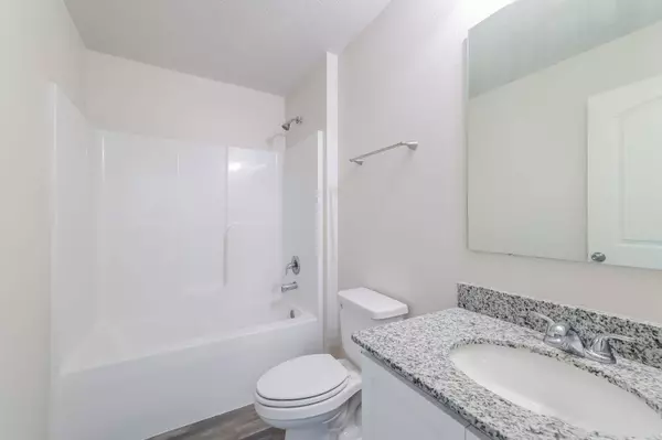 1409 Sarasota Dr, Kissimmee, FL 34759-4620