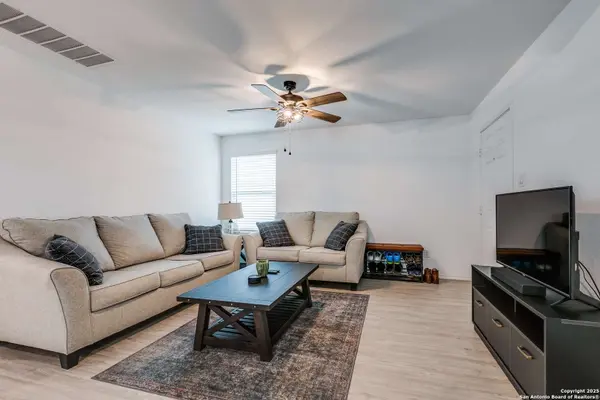 7250 Plow, San Antonio, TX 78252