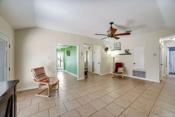 309 Tamarac, Jourdanton, TX 78026