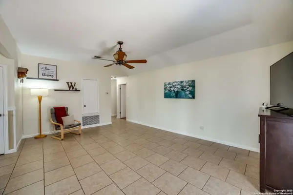 309 Tamarac, Jourdanton, TX 78026