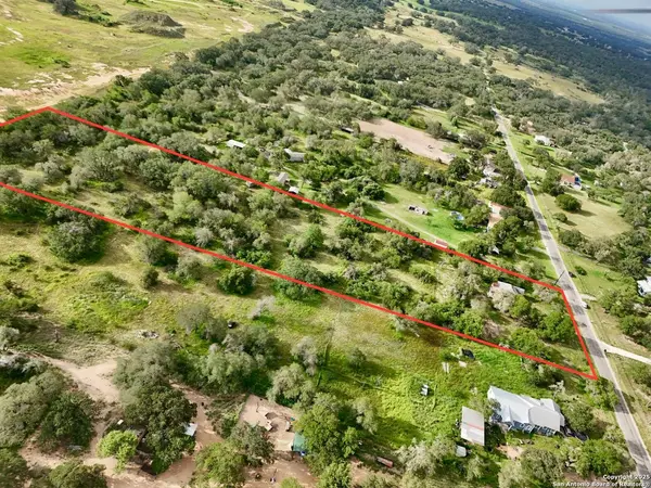 1917 Palo Alto, Von Ormy, TX 78073