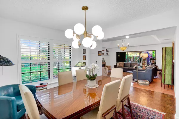 11258 Twelve Oaks WAY, North Palm Beach, FL 33408