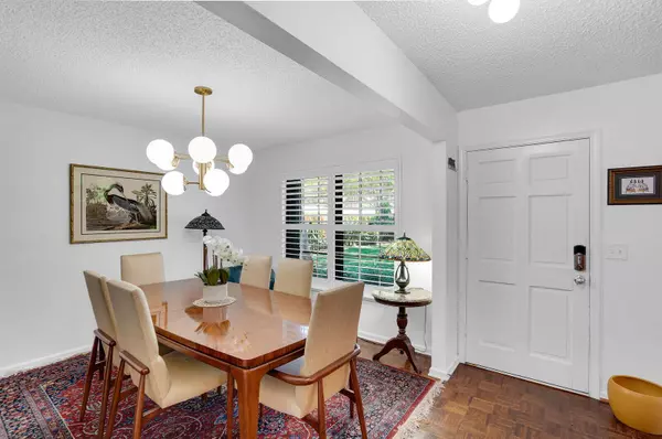 11258 Twelve Oaks WAY, North Palm Beach, FL 33408