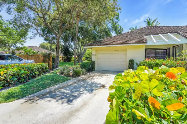 11258 Twelve Oaks WAY, North Palm Beach, FL 33408