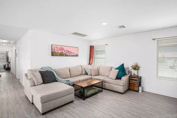 13802 Ostrich, San Antonio, TX 78252